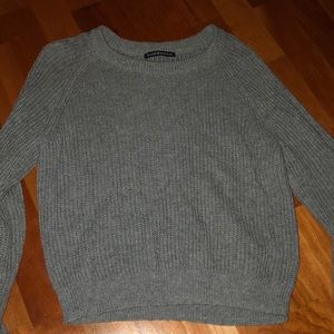 Brandy Melville sweater